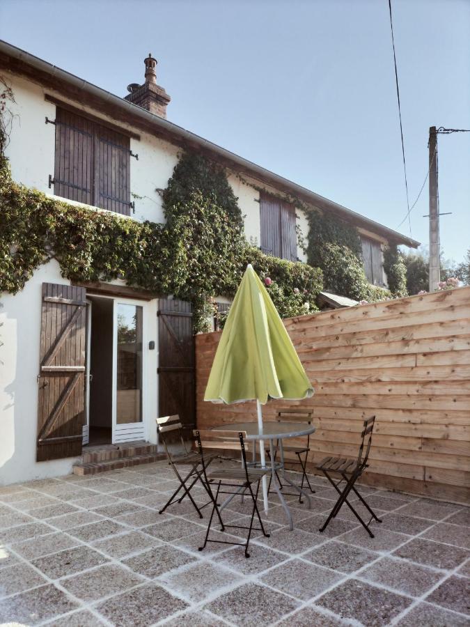 A Deux Pas De Cabourg ,Avec Une Belle Vue Sur La Campagne Normande.A Grangues Eksteriør bilde